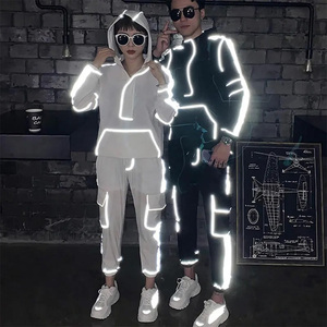 Hot Selling Reflective Nylon/<b>Polyester</b> Windbreaker <b>Jogger</b> Set for Men and Women Summer Two-Piece Tracksuit - Product Image 6