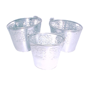 Jardinière tendance en métal gravé en forme ronde avec motif floral pour la décoration de la maison, du restaurant et du jardin avec trou de drainage, écologique - Product Image 1