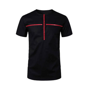 Conjunto de Camiseta y Pantalones Cortos Unisex con Cuello Redondo y Diseño de Rayas Rojas, Manga Corta, Ligero, Estilo Minimalista para Verano - Product Image 3