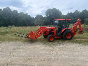 Tracteur L6060HST 210 CV 4x4 à transmission par engrenages, équipement agricole robuste de qualité supérieure, prêt à l'exportation, avec garantie de plus de 5 ans, approvisionnement en gros - Product Image 3