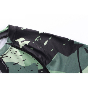 Rashguard de Compresión MMA de Calidad Superior, Hecho a Medida, Manga Larga, Transpirable, Ajustado, Venta al por Mayor, Spandex Poliéster Ecológico 220g - Product Image 3