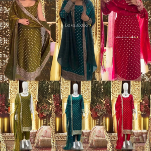 Ensemble haut de gamme en soie fantaisie lourde avec broderie complexe de fils et de sequins, style dupatta - Product Image 4