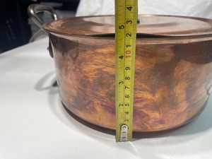 Marmite à soupe vintage en cuivre de qualité assurée avec couvercle, double poignée, compatible four, gaz et induction - Product Image 3