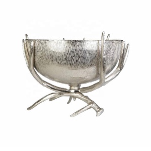 Vente chaude Sautant Cerf Rond Moderne En Aluminium Nickelé Plateau De Service Décoratif pour Fruits Snack Noix - Product Image 3