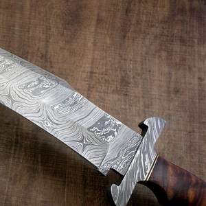 Couteau de chasse, couteau à lame fixe pour l'extérieur, acier inoxydable durable, outil de survie pour le camping et la chasse, fabrication sur mesure OEM ODM, vente en gros - Product Image 4