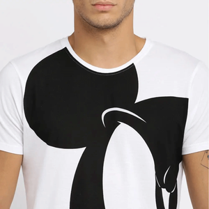 T-shirt en jersey de coton blanc à manches courtes et col rond pour homme avec motif géométrique noir, coupe décontractée classique - Product Image 5