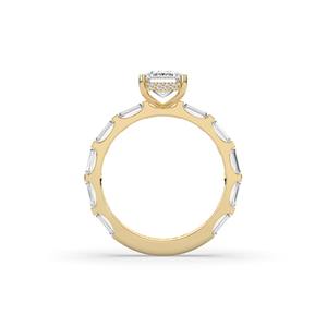 Elegante Anillo de Diamante Creado en Laboratorio de 3.28 Quilates, Oro Amarillo de 10KT/14KT, Estilo Único y Ligero, Anillo de Promesa para Regalo de Aniversario - Product Image 2