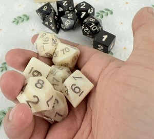 Black Handmade Buffalo Horn Geometric <b>Dice</b> <b>Set</b> with White Numbers for Tabletop Antique Imitation Art Collectible Natural Crafts - Product Image 1