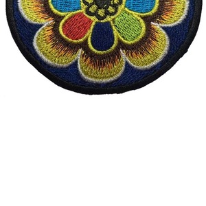 Écussons brodés personnalisés haut de gamme, écologiques, avec logo, paillettes et résine, design sur mesure, badges brodés à la main, faible MOQ, pas cher 2026 - Product Image 6