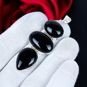 Colgante de Ónix Negro con Tres Piedras, Plata de Ley 925, Hecho a Mano, Joyería Bohemia, Regalo para Mujer - Product Image 6