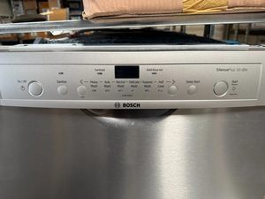 Lavavajillas empotrado Bosch SHE-3AR-7-5-UC de 24 pulgadas, serie 100, modelo de caja abierta con pantalla. - Product Image 6