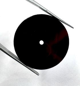 Esfera de Ónix Natural Negro Intenso para Reloj, 28.50mm, 0.70mm, Acabado Pulido de Alto Brillo, Piedra Preciosa, Fabricación de Relojes Personalizada, Orificio Central de 2mm - Product Image 2