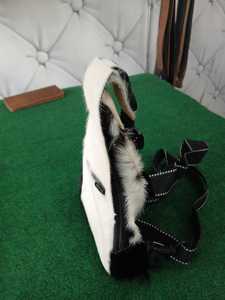 Sac de poitrine en cuir de vachette naturel avec poils, sac bandoulière personnalisé avec logo, sac à l'épaule en cuir pour homme LCB-0205 - Product Image 4