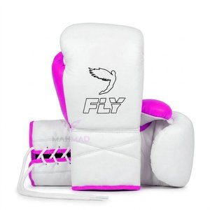 Gants de boxe professionnels RTS en cuir de vachette blanc, lacés, respirants et légers pour l'entraînement de boxe et le frappeur de sacs de frappe. - Product Image 2