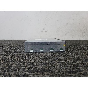 ECU และโมดูลคอมพิวเตอร์มือสองสำหรับรถยนต์ซีรีส์ 3 รุ่น 61429251984 - Product Image 4