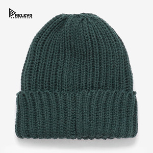 Bonnets en fil recyclé écologiques, bonnets tricotés durables en gros, couvre-chefs d'hiver éthiques B2B, bonnets personnalisés en coton biologique - Product Image 2