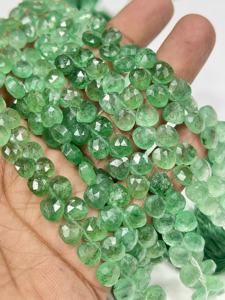 Perles de quartz vert fraise naturel facettées en forme de cœur, taille 6-7 mm environ. Fil de 8 pouces - Product Image 4