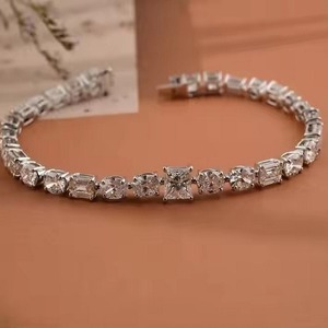 New Round Shape Moissanite Diamond Tennis Bracelet Bezel Setting 18K Yellow Gold Diamond Bracelet for Both <b>Men</b> and Women - Product Image 3
