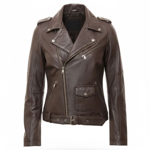Veste en cuir pour femme moderne, vêtement d'extérieur élégant et de qualité supérieure, conçu pour la mode hivernale élégante et un usage quotidien confortable. - Product Image 1
