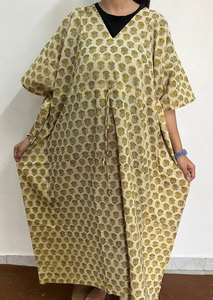 Vestido Kaftan Estampado de Algodón Premium para Mujer, Corte Holgado y Diseño Bohemio Elegante - Product Image 4