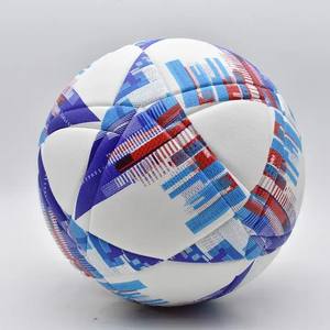 Balón de Fútbol T2 INTERNATIONAL 2026 de Alta Calidad, Nuevo Estilo, Talla 5, Ecológico, Ligero, para Interior/Exterior, Hecho en Pakistán - Product Image 5