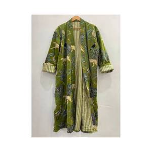 Bata de Baño de Terciopelo con Estampado Floral para Todas las Estaciones, 100% Algodón Viscosa, Estilo Casual con Media Manga y Cordón Ajustable, para Verano, Invierno y Primavera - Product Image 2