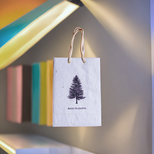 Bolsas de Compra de Papel Biodegradables Hechas a Mano con Logotipo Personalizado para Tiendas Minoristas Ecológicas, Marcas de Estilo de Vida, Uso en Embalaje Promocional - Product Image 4
