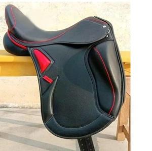 Sillín de Doma Inglesa con Cuero Suave de Vaca Envuelto, Sillín de Doma Inglesa, Sillín de Carreras de Caballos a Precio Asequible - Product Image 1