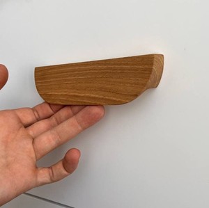 Poignées de meuble en bois uniques, forme personnalisée, finition artisanale naturelle polie, durables, pour décoration intérieure moderne - Product Image 1