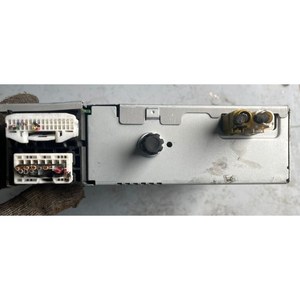 Repuestos de Automóviles de Tailandia Usados para Unidad Principal de Radio Renault 2811 579 30R Continental Bluetooth MP3, Repuestos de Automóviles Coreanos - Product Image 1