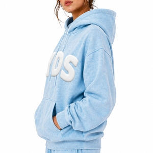 Pull à capuche pour femme, idéal pour les activités de plein air confortables, vêtements décontractés et propres, coupe moderne et régulière, pour l'automne - Product Image 3