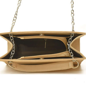 Sacs fourre-tout décontractés en cuir de vachette véritable beige pour femmes, avec chaîne, de haute qualité, OEM 2026, souples, à la mode, avec logo personnalisé - Product Image 3