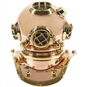 Casque de plongée miniature vintage en laiton massif, reproduction, décoration nautique maritime, casque de plongeur de collection, objet de présentation sur table - Product Image 1