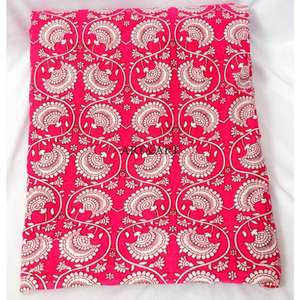 ผ้าฝ้ายพิมพ์ลายดอกไม้สีแดงอินเดียแบบแฮนด์บล็อก ขายดี เหมาะสำหรับงานควิลท์ ปลอกหมอน ผ้าม่าน ผ้าคลุมเด็กชาย ผ้าทอสำหรับเด็กหญิง - Product Image 4