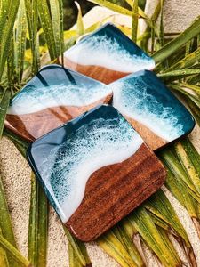 Posavasos de resina epoxi personalizados y madera maciza con patrón artístico de río para decoración moderna del hogar y la oficina - Product Image 5
