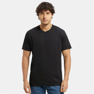 Camiseta de Algodón Peinado de Primera Calidad con Cuello Redondo y Manga Corta, Color Rojo Borgoña, Corte Ajustado, Camiseta Básica de Algodón con Cuello Redondo - Product Image 5