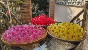 ดอกชบาประดิษฐ์สีเหลือง ผ้าปักลายดอกไม้ ช่อดอกไม้ประดับตกแต่งสำหรับงานแต่งงาน งานปาร์ตี้ และงานอีเว้นท์ - Product Image 2