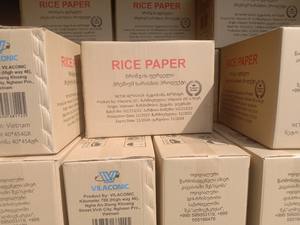 Feuilles de papier de riz Vilaconic du Vietnam pour nouilles de riz, colorées aux légumes, farine de tapioca et de riz, paquet de 20 kg / ANNA DO - Product Image 6