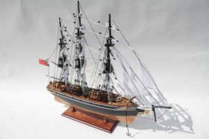 CUTTY SARK Barcos Náuticos de Madera Pintados a Mano, Decoración para el Hogar, Regalos Originales, Vietnam - Product Image 3