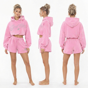 Ensemble survêtement décontracté pour femme avec sweat à capuche court imprimé strass et short, en molleton épais et oversize - Product Image 5