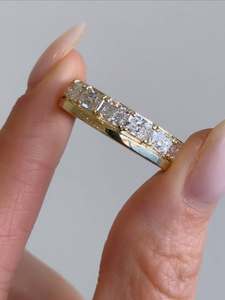 Bague de mariage en diamant de laboratoire taille radiant East West 2,5 TCW, cadeau d'anniversaire - Product Image 1