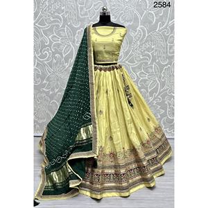 ชุดเจ้าสาวอินเดียกำมะหยี่คอลเลกชันสำหรับเจ้าสาวกับงาน zarkhan โดย fabzone - Product Image 3