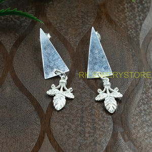 Pendientes Colgantes de Plata de Ley 925 con Forma de Hoja Triangular Geométrica para Mujer, Pendientes Largos Hechos a Mano, Joyería de Moda, Regalo - Product Image 2