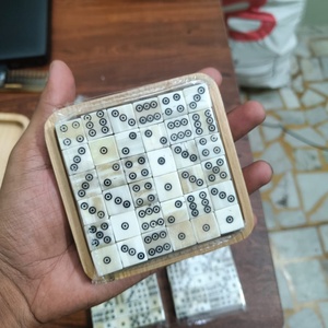 Dados de Hueso de Búfalo Natural Hechos a Mano, Juego de Dados Cuadrados para Juegos de Mesa, Juegos de Rol y Coleccionistas - Product Image 6