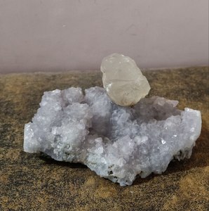 Améthyste avec Calcite, Spécimens Minéraux Naturels du Gujarat, Forme Libre, Pièce Décorative Magnifique, Nouvelle Ère Métaphysique, Meilleure Qualité - Product Image 1