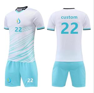 Uniformes de Fútbol Personalizados de Poliéster Transpirable de Secado Rápido con Estampado por Sublimación para Equipos Masculinos - Product Image 1