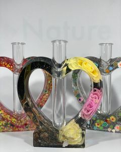 Florero de Resina Contemporáneo, Elegante Adorno Decorativo para Estante de Sala de Estar y Mesa de Comedor - Product Image 1
