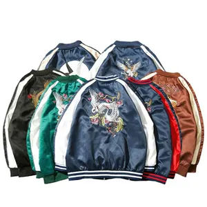 고품질 실크 새틴 남성 Varsity 자켓 자수 디자인 스타일 새틴 남성 겨울 폭격기 재킷 남성