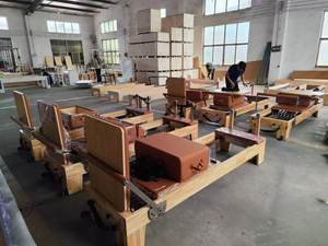 Equipo de estudio ligero de alta calidad, camas de Fitness de gimnasio de madera de roble, máquina comercial ancha Vertical, cama reformadora de Pilates - Product Image 5
