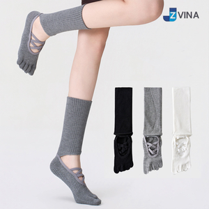 Custom <b>Women's</b> 5 Toe Crew Slouch Pilates Grip <b>Socks</b> Non Slip Yoga Barre Dance Spandex Knitted Sweat-Absorbent Cross Straps ODM - Product Image 3